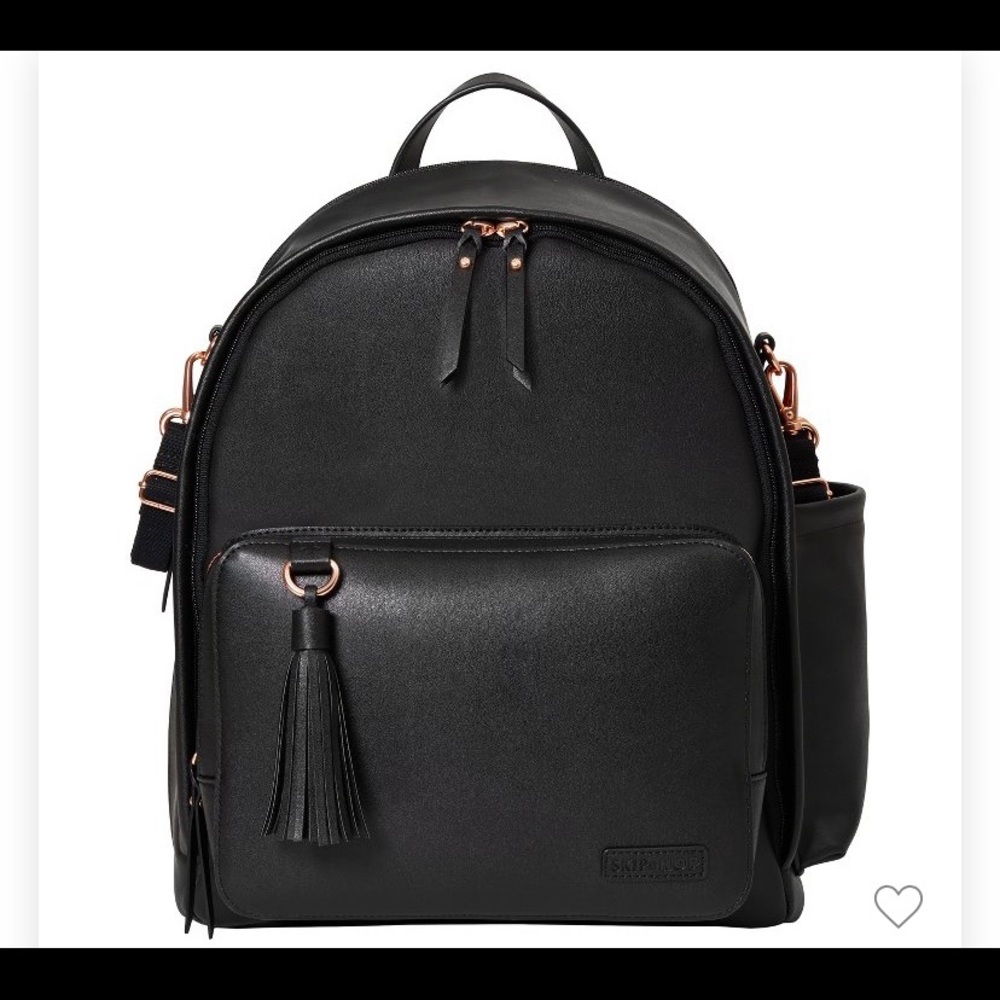 BLACK SKIP HOP DIAPER BAG!!